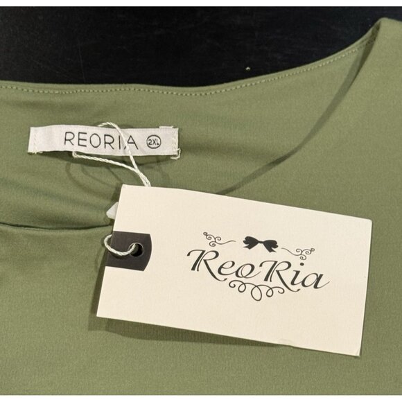 NWT ReoRia Sage Green Sleeveless Bodysuit w/ Shoulder Pads Plus Womens Size 2XL - Picture 4 of 11